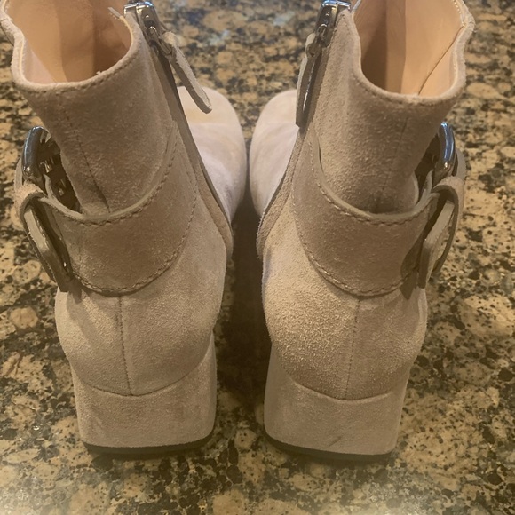 Tod’s Clay Suede Many Boot size 8.5 - Picture 2 of 11